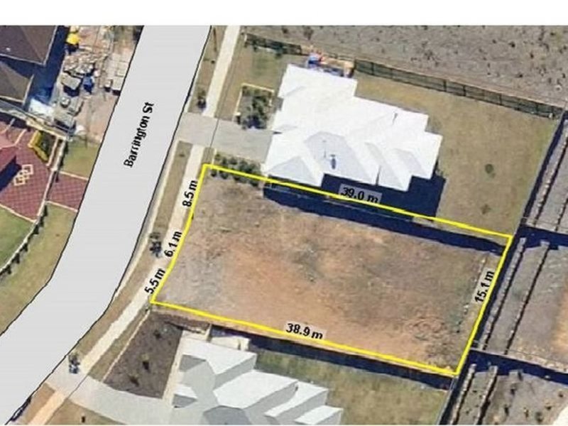 Photo - 18 Barrington Street, Pacific Pines QLD 4211 - Image 1