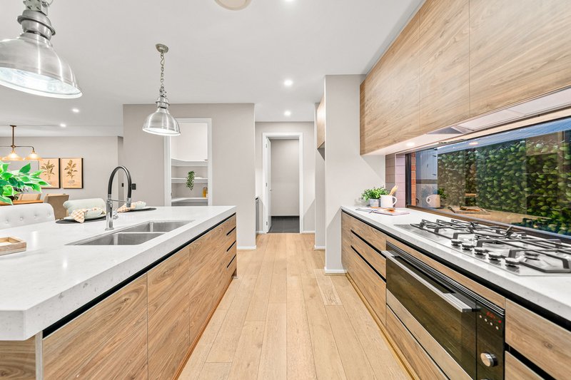 Photo - 18 Barrisdale Street, Heathwood QLD 4110 - Image 13