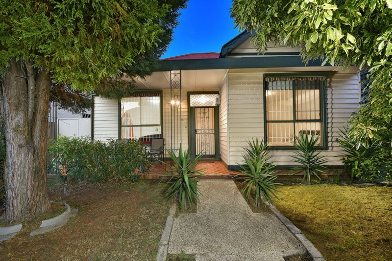 18 Barrow Street, Coburg VIC 3058