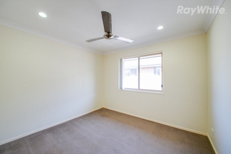 Photo - 18 Barwell Street, Brassall QLD 4305 - Image 16