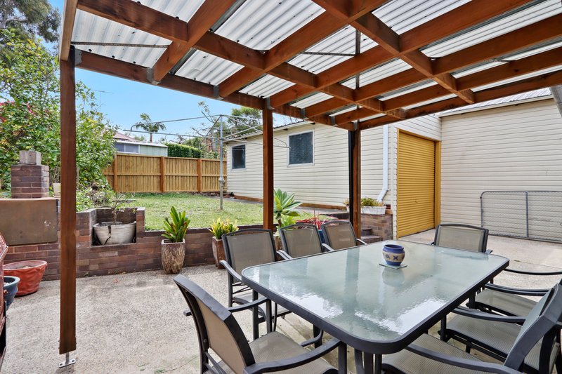 Photo - 18 Barwon Road, Mortdale NSW 2223 - Image 6