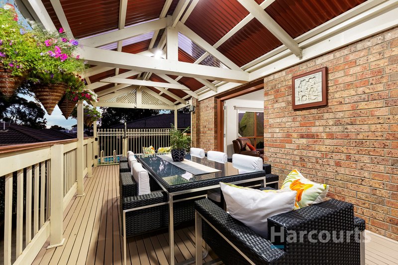 Photo - 18 Baudelaire Avenue, Wantirna VIC 3152 - Image 10