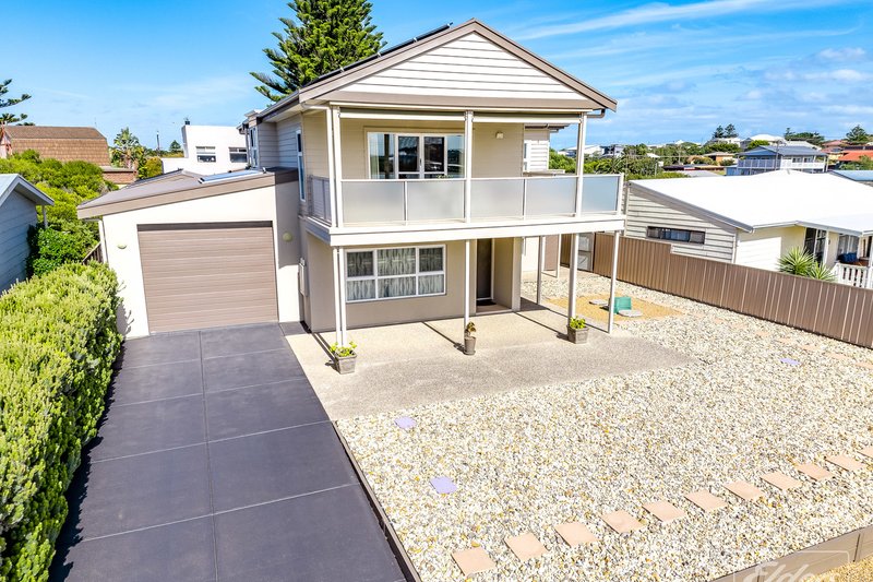 Photo - 18 Beach Road, Goolwa South SA 5214 - Image 2