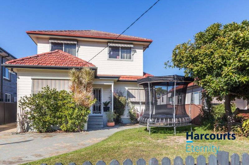 Photo - 18 Beaufort Street, Northmead NSW 2152 - Image 6