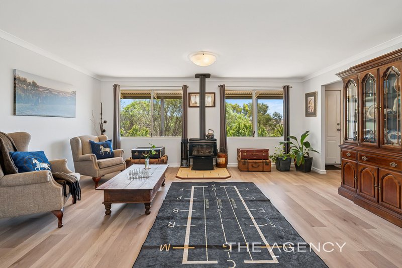 Photo - 18 Beaufort Street, West Toodyay WA 6566 - Image 4