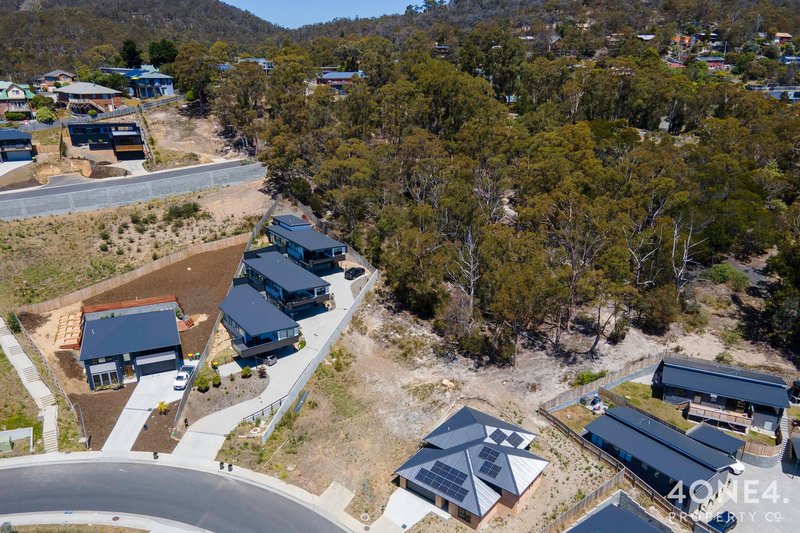 Photo - 18 Beaumont Road, Lenah Valley TAS 7008 - Image 6