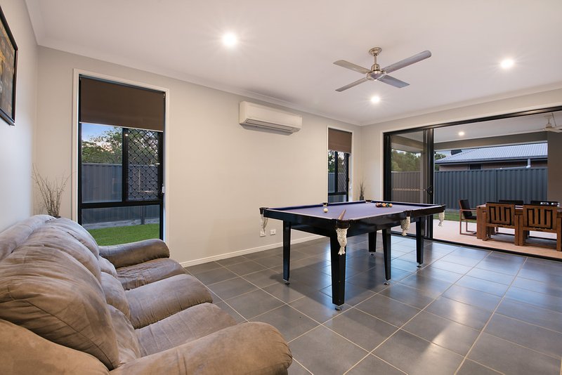 Photo - 18 Bedford Circuit, Coes Creek QLD 4560 - Image 4