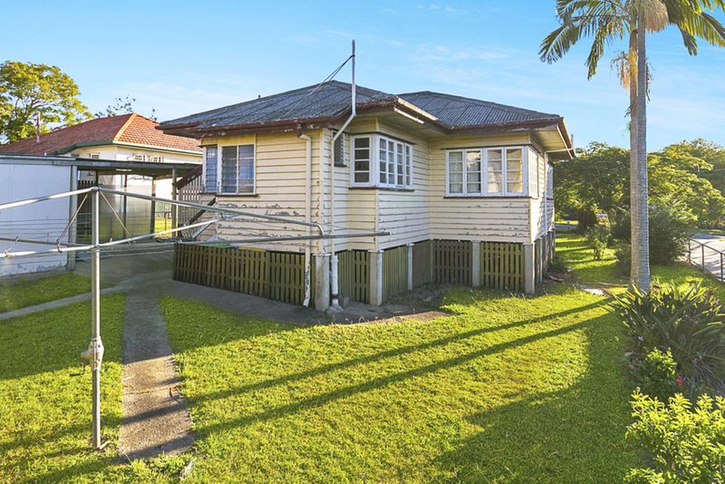 Photo - 18 Beechcroft Street, Coopers Plains QLD 4108 - Image 12