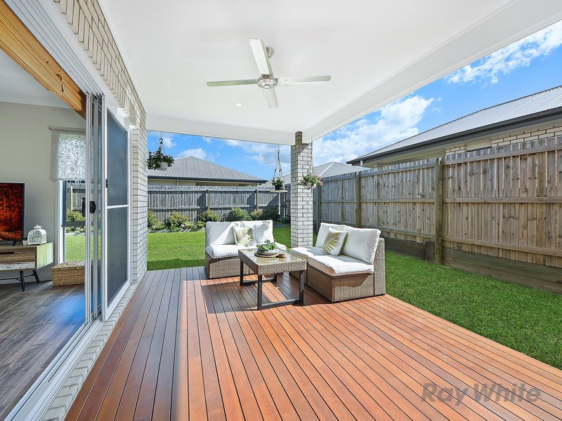 Photo - 18 Beesand Street, Mango Hill QLD 4509 - Image 2