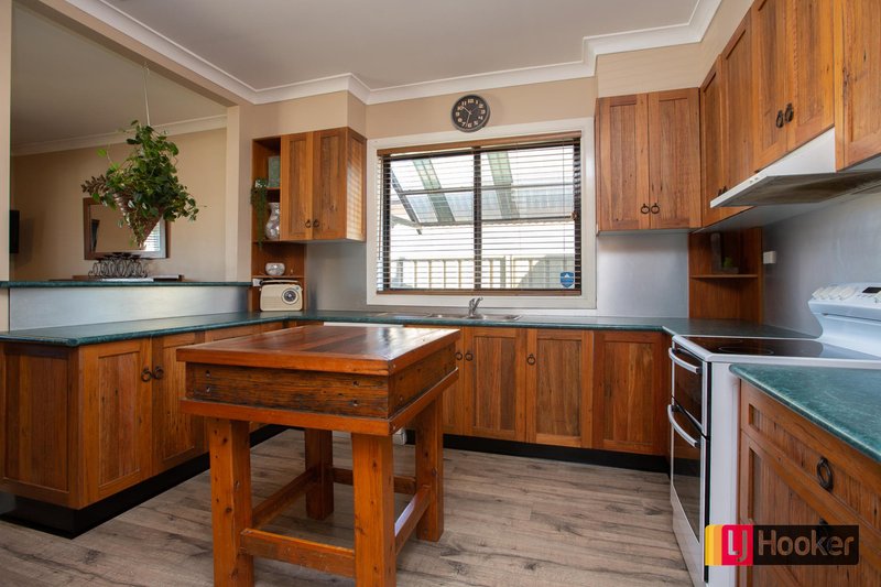 Photo - 18 Bell Street, South Tamworth NSW 2340 - Image 3