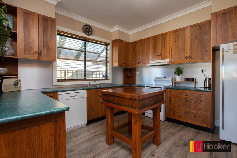 Photo - 18 Bell Street, South Tamworth NSW 2340 - Image 4