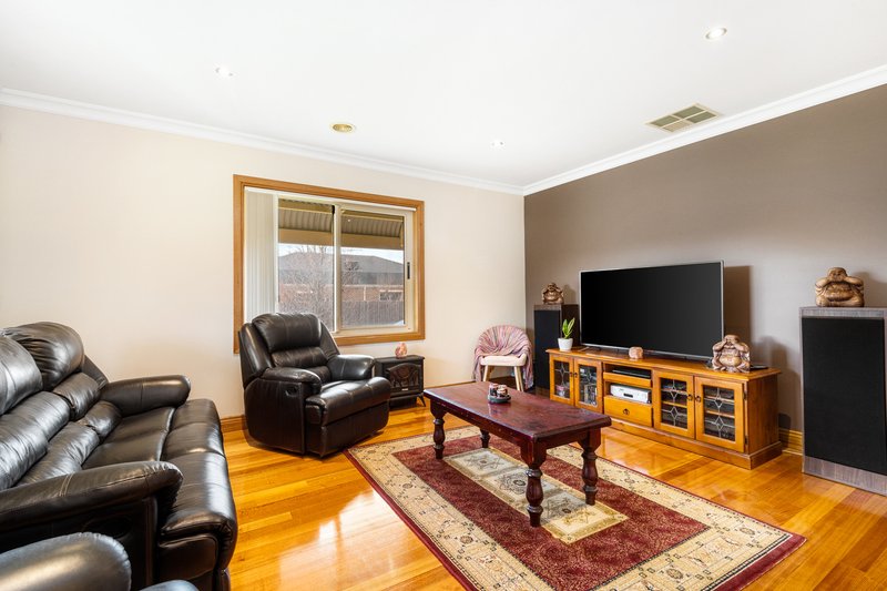 Photo - 18 Bellavista Road, Bell Park VIC 3215 - Image 5