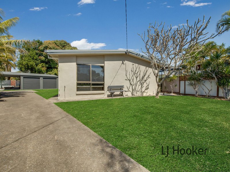 Photo - 18 Bellemere Court, Boyne Island QLD 4680 - Image 2