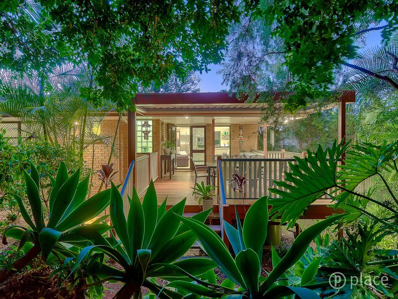 Photo - 18 Bellhurst Outlook, Tarragindi QLD 4121 - Image 18