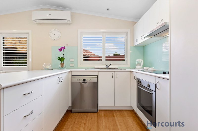 Photo - 18 Belmont Road, Glen Waverley VIC 3150 - Image 3