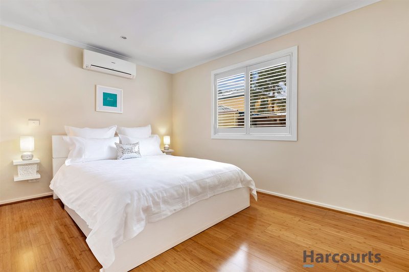 Photo - 18 Belmont Road, Glen Waverley VIC 3150 - Image 7