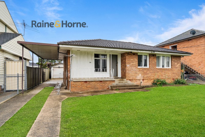 Photo - 18 Bencubbin Street, Sadleir NSW 2168 - Image 1