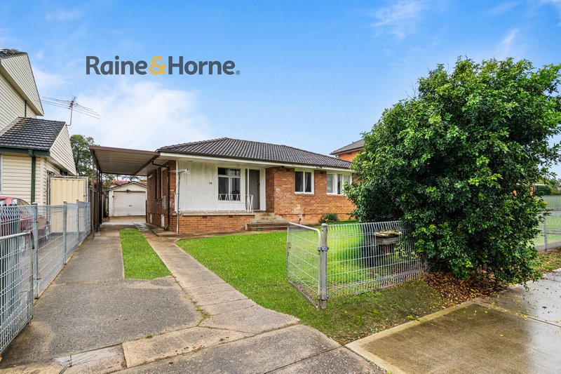 Photo - 18 Bencubbin Street, Sadleir NSW 2168 - Image 15