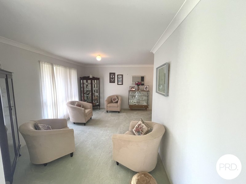 Photo - 18 Bernadette Crescent, Rosewood QLD 4340 - Image 3