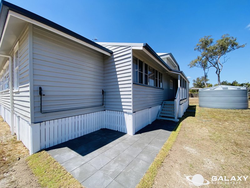 Photo - 18 Bernborough Boulevard, Branyan QLD 4670 - Image 28