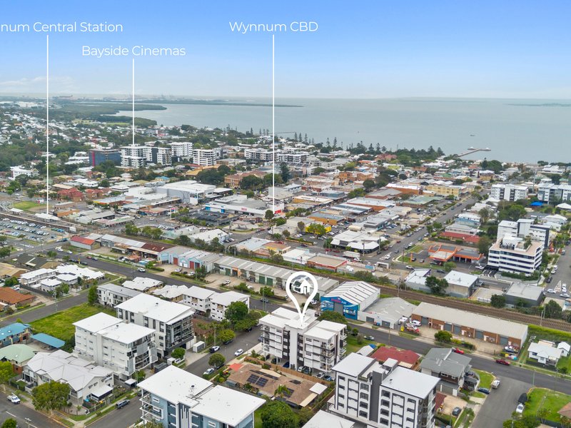 Photo - 1/8 Besham Parade, Wynnum QLD 4178 - Image 24