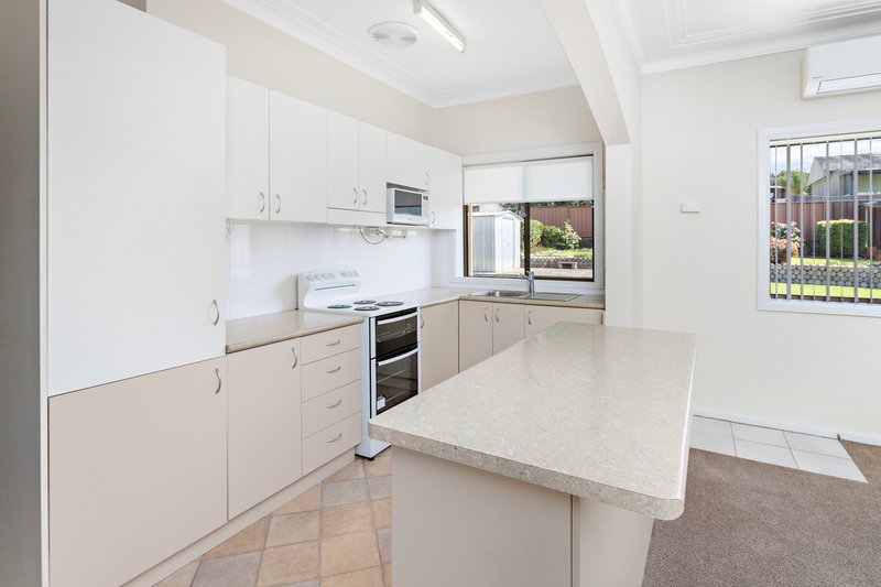 Photo - 18 Billabong Avenue, Dapto NSW 2530 - Image 2