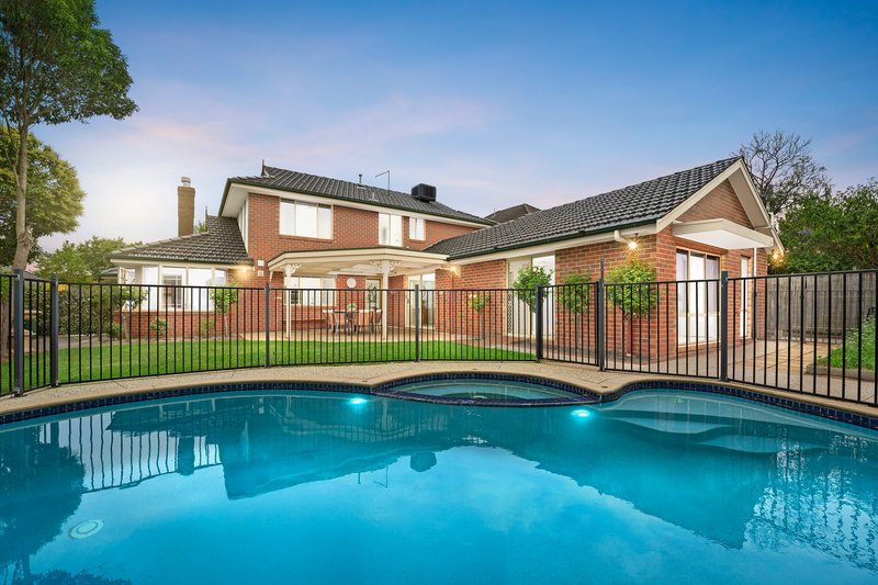 Photo - 18 Billanook Way, Chirnside Park VIC 3116 - Image 18