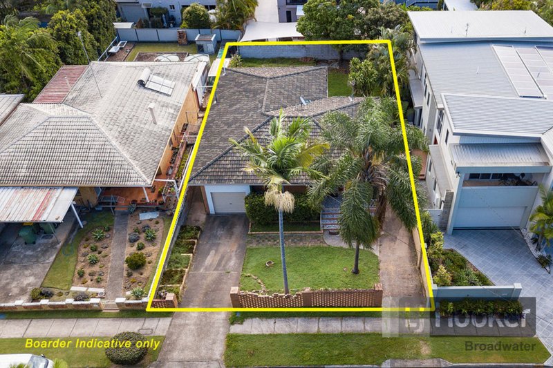 Photo - 18 Billington Street, Labrador QLD 4215 - Image 3