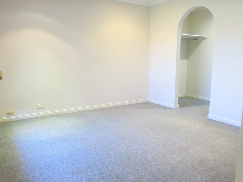 Photo - 18 Billungah Place, Burnside VIC 3023 - Image 6