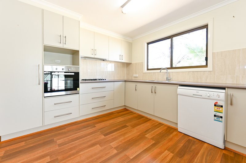 Photo - 18 Bingar Street, Yenda NSW 2681 - Image 3