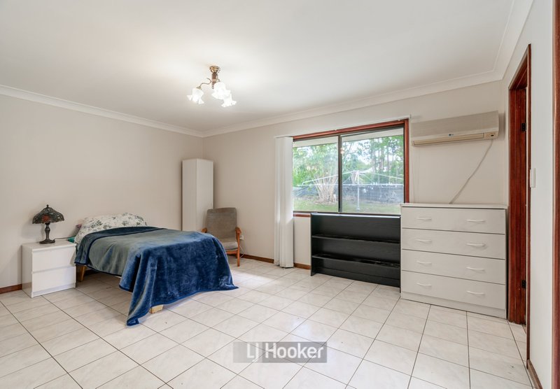 Photo - 18 Birdsville Street, Greenbank QLD 4124 - Image 11