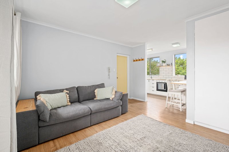 Photo - 1/8 Blackburn Street, Moorooka QLD 4105 - Image 3