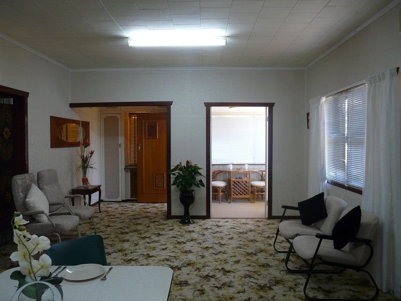 Photo - 18 Blackwood Road, Margate QLD 4019 - Image 2