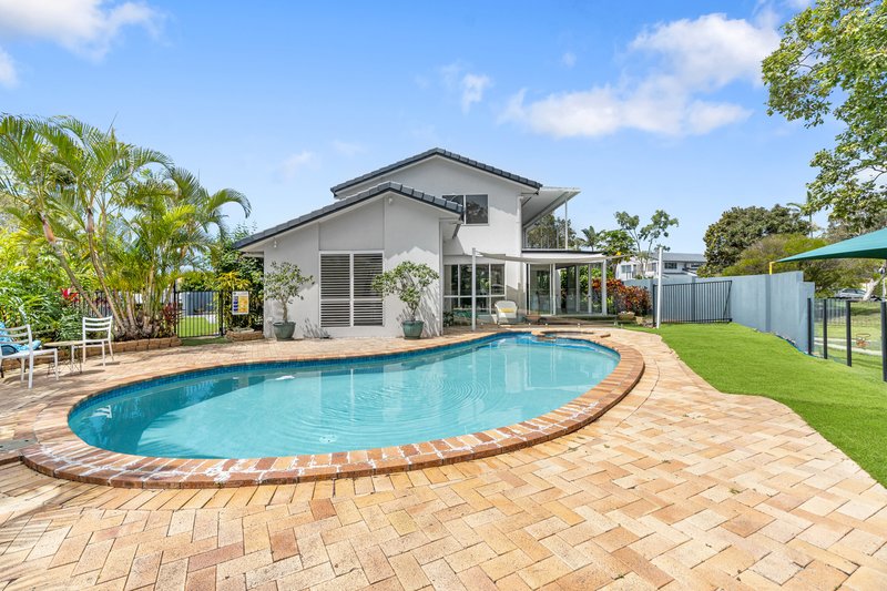 Photo - 18 Blakehurst Place, Robina QLD 4226 - Image 25