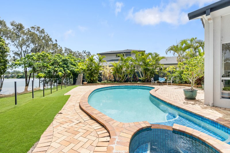 Photo - 18 Blakehurst Place, Robina QLD 4226 - Image 27