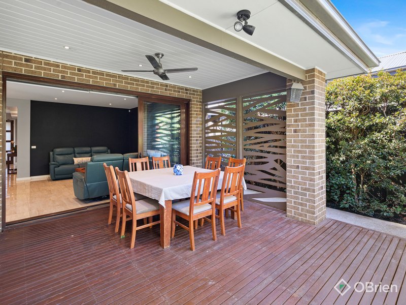 Photo - 18 Bloom Street, Werribee VIC 3030 - Image 21