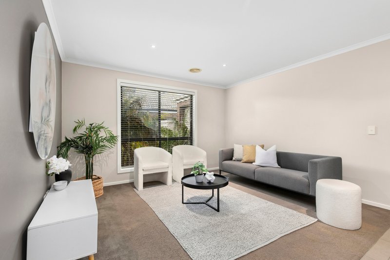 Photo - 18 Bluebill Court, Lara VIC 3212 - Image 4