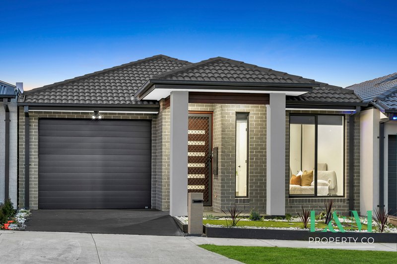 Photo - 18 Blueys Road, Donnybrook VIC 3064 - Image 1