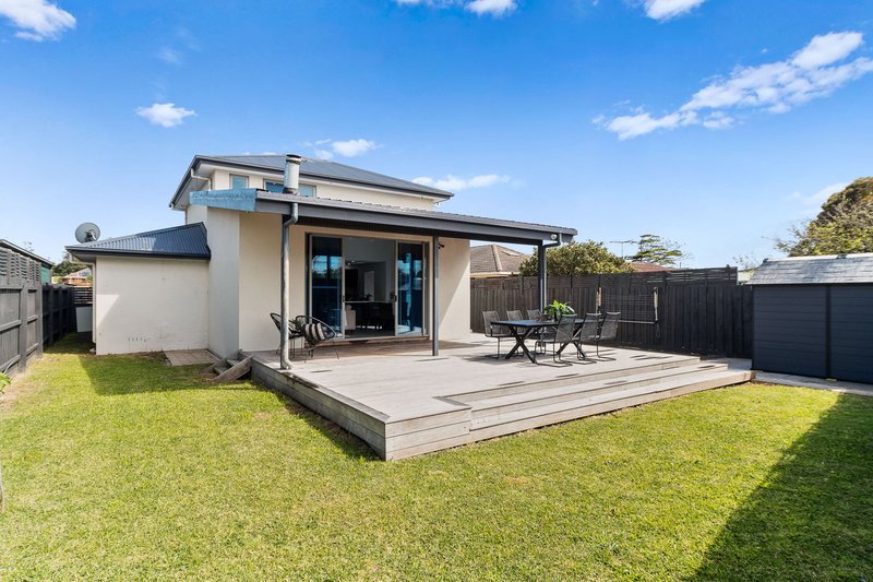 Photo - 18 Bognor Avenue, Seaford VIC 3198 - Image 17