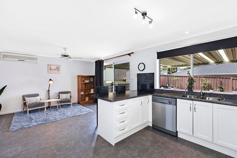 Photo - 18 Bolton Street, Bateau Bay NSW 2261 - Image 11