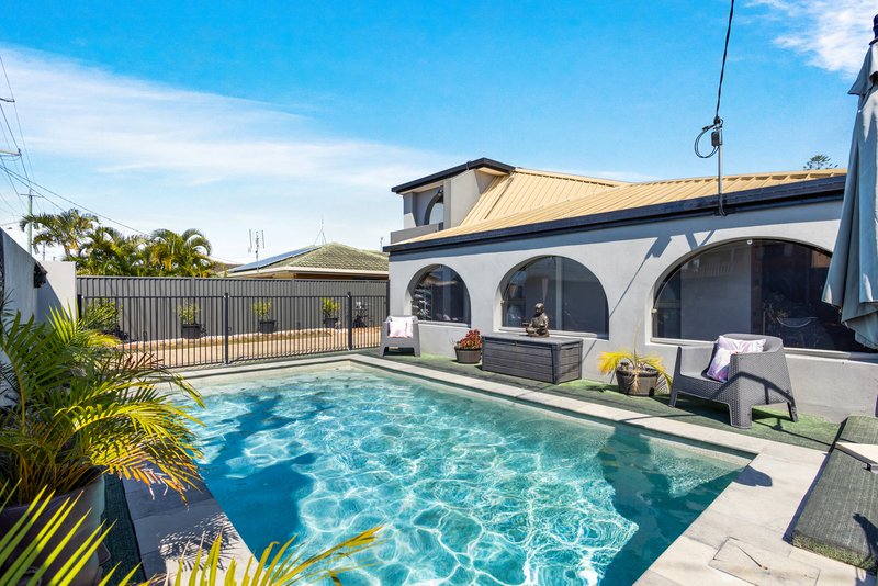 18 Booker Parade, Golden Beach QLD 4551