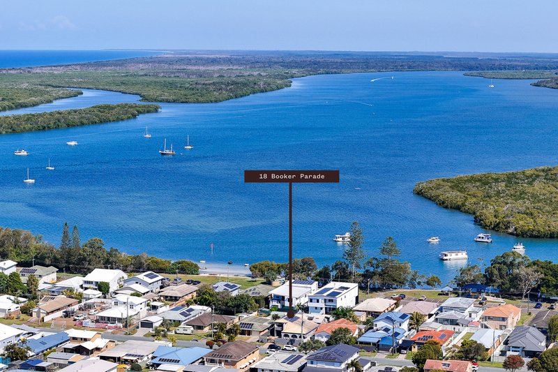 Photo - 18 Booker Parade, Golden Beach QLD 4551 - Image 7