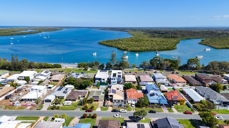 Photo - 18 Booker Parade, Golden Beach QLD 4551 - Image 13