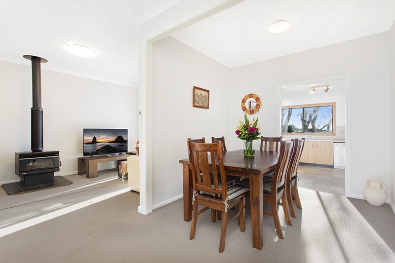 Photo - 18 Boomerang Street, Helensburgh NSW 2508 - Image 4