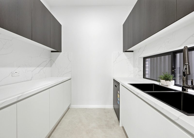Photo - 18 Boothby Street, Riverstone NSW 2765 - Image 16