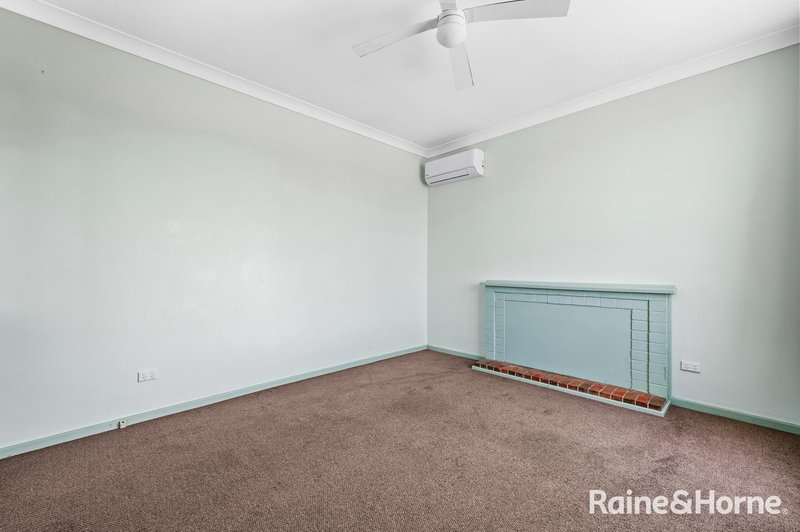 Photo - 18 Boree Avenue, Windale NSW 2306 - Image 4