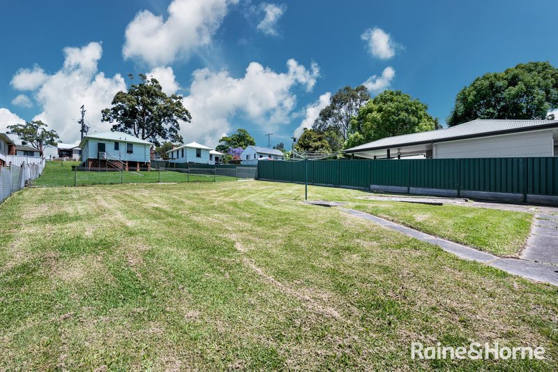 Photo - 18 Boree Avenue, Windale NSW 2306 - Image 13