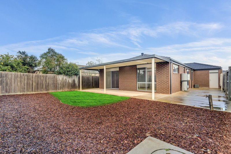 Photo - 18 Botanical Avenue, Wallan VIC 3756 - Image 13