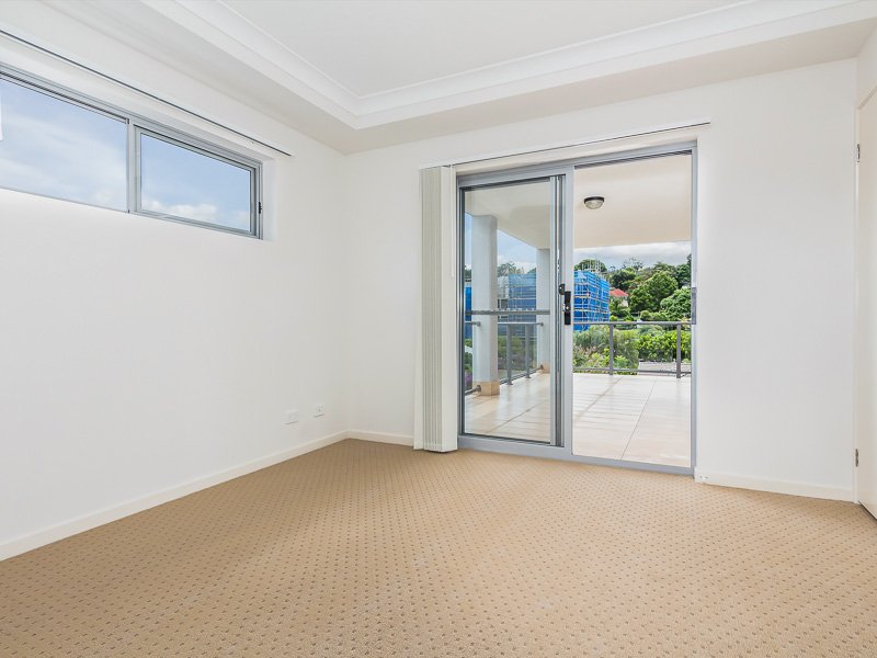 Photo - 1/8 Bothwell Street, Mount Gravatt East QLD 4122 - Image 3