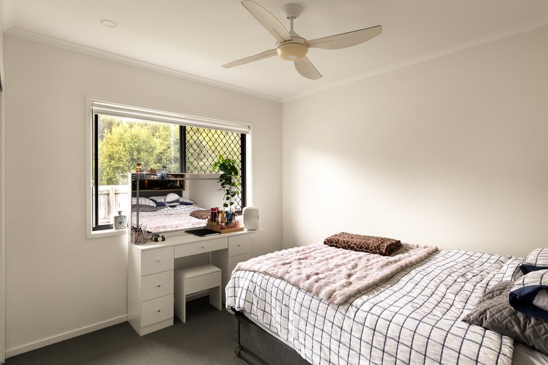 Photo - 18 Bourke Crescent, Nudgee QLD 4014 - Image 11